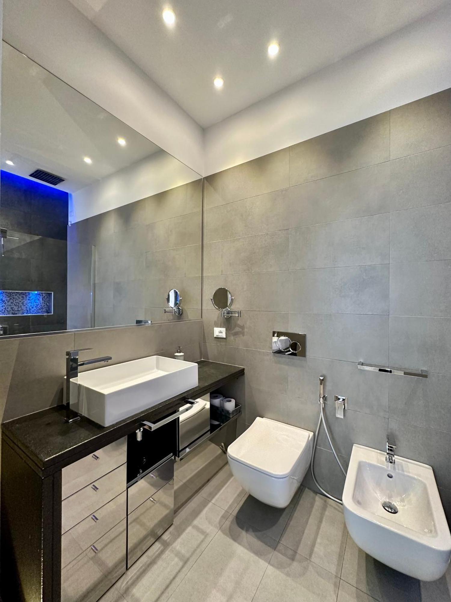 Ceo Luxury Di 2* Cagliari