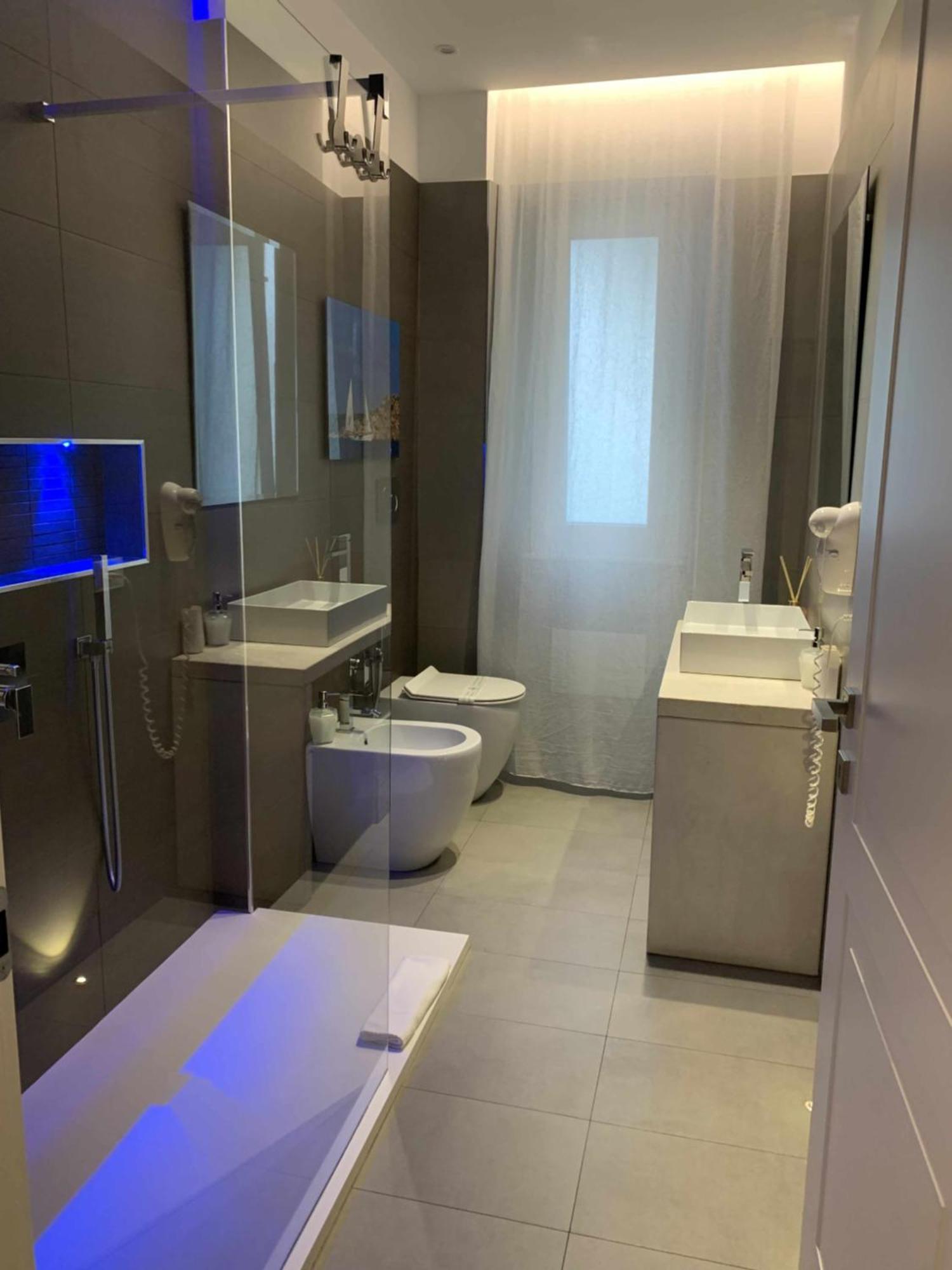 Ceo Luxury Di 2* Cagliari